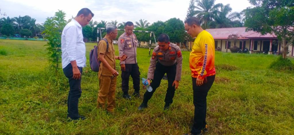 Polres Dharmasraya Lakukan Pengecekan Ph Tanah Untuk Persiapan Tanam Jagung Kuartal&nbsp;III
