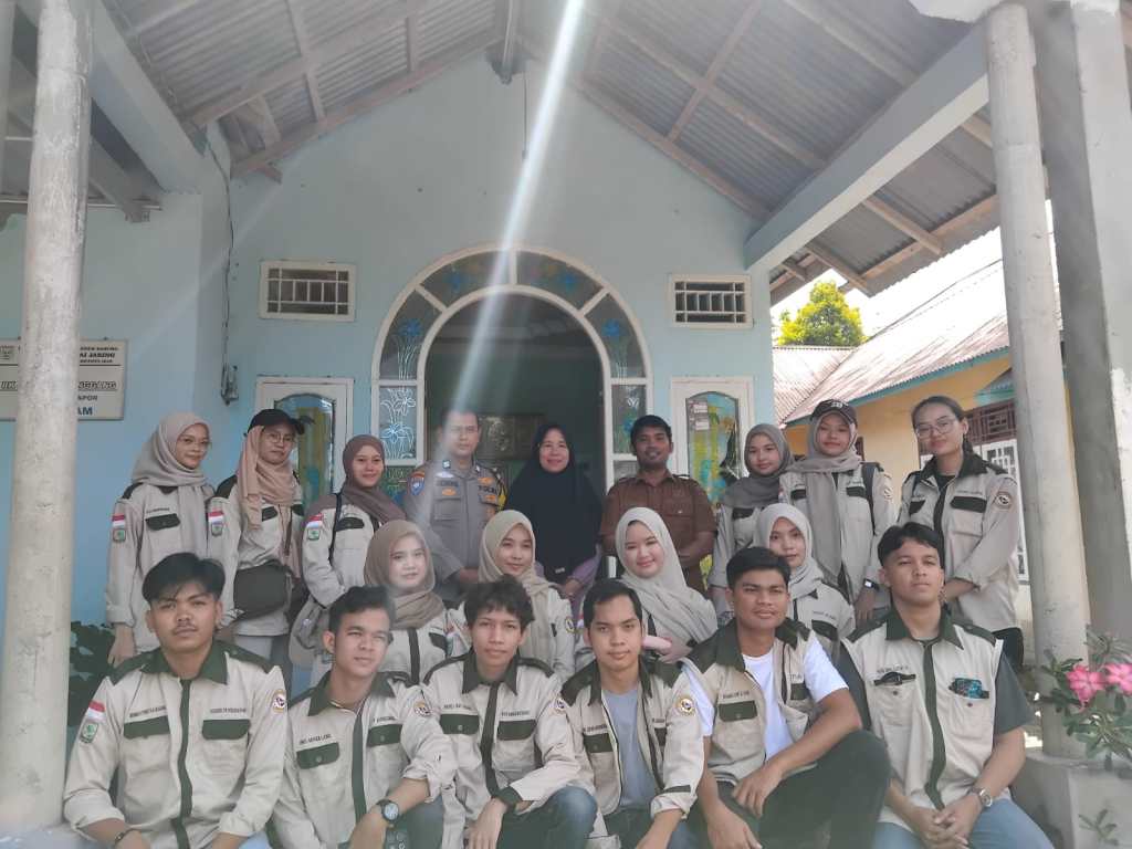 Bhabinkamtibmas Polsek Lubuk Basung Gelar Silaturahim dengan Warga Binaan dan Mahasiswa KKN&nbsp;Unand