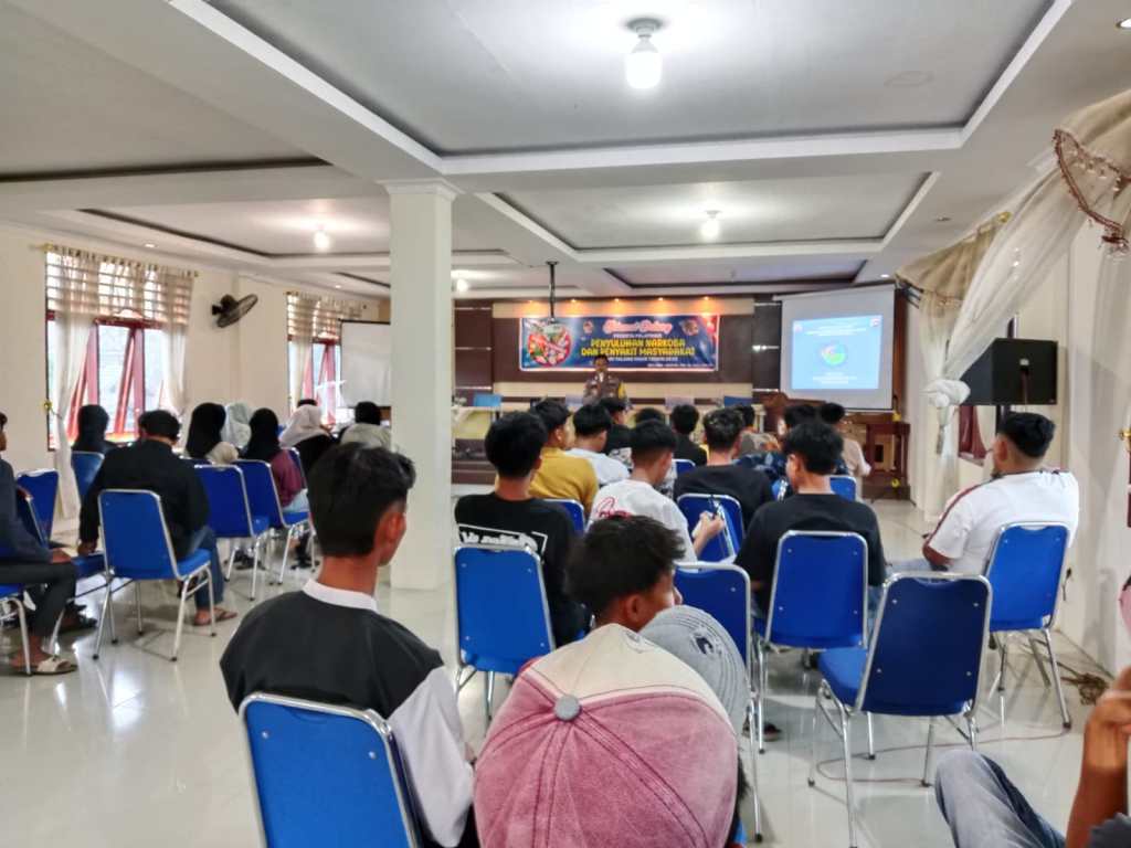 Bhabinkamtibmas Polsek Guguk Berikan Penyuluhan Narkoba kepada Pemuda di Nagari Talang&nbsp;Maur