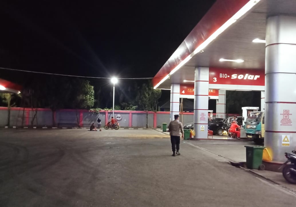 Polsek Muaro Kalaban Laksanakan Patroli Malam Antisipasi 3C, Fokus Keamanan Perbatasan dan SPBU