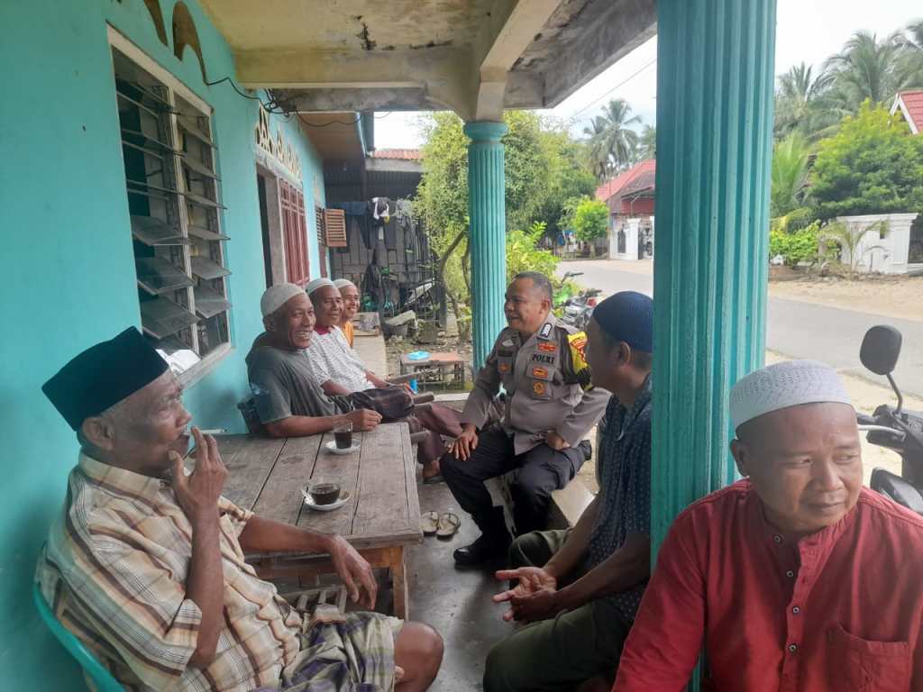 Bhabinkamtibmas Nagari Abai Siat Ajak Warga Cegah Balap Liar Dan&nbsp;Narkoba