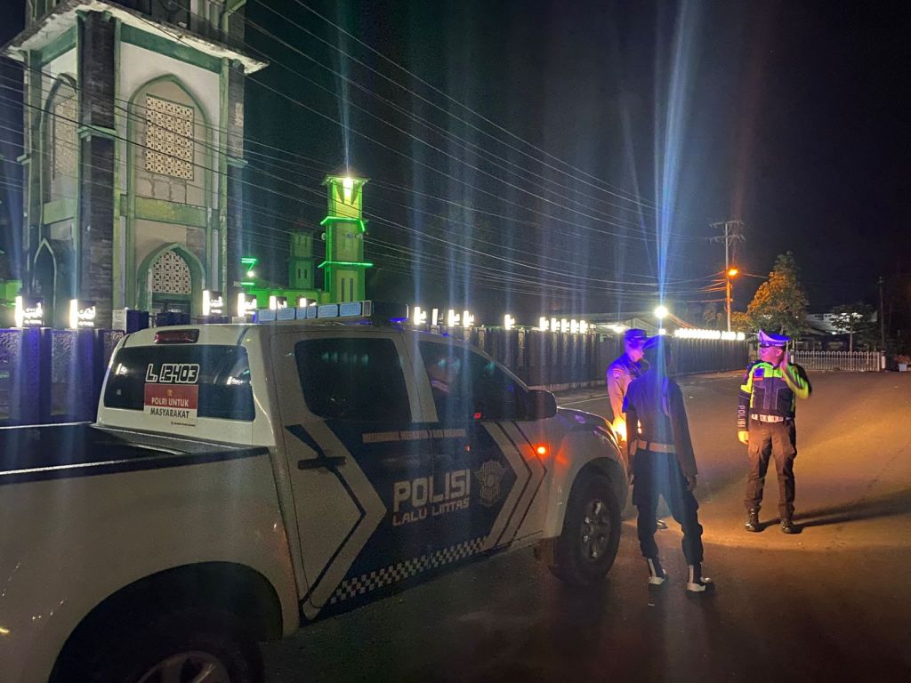 Cegah Gangguan Kamtibmas Polres Pasaman Blue Light Patrol Di Malam&nbsp;Hari