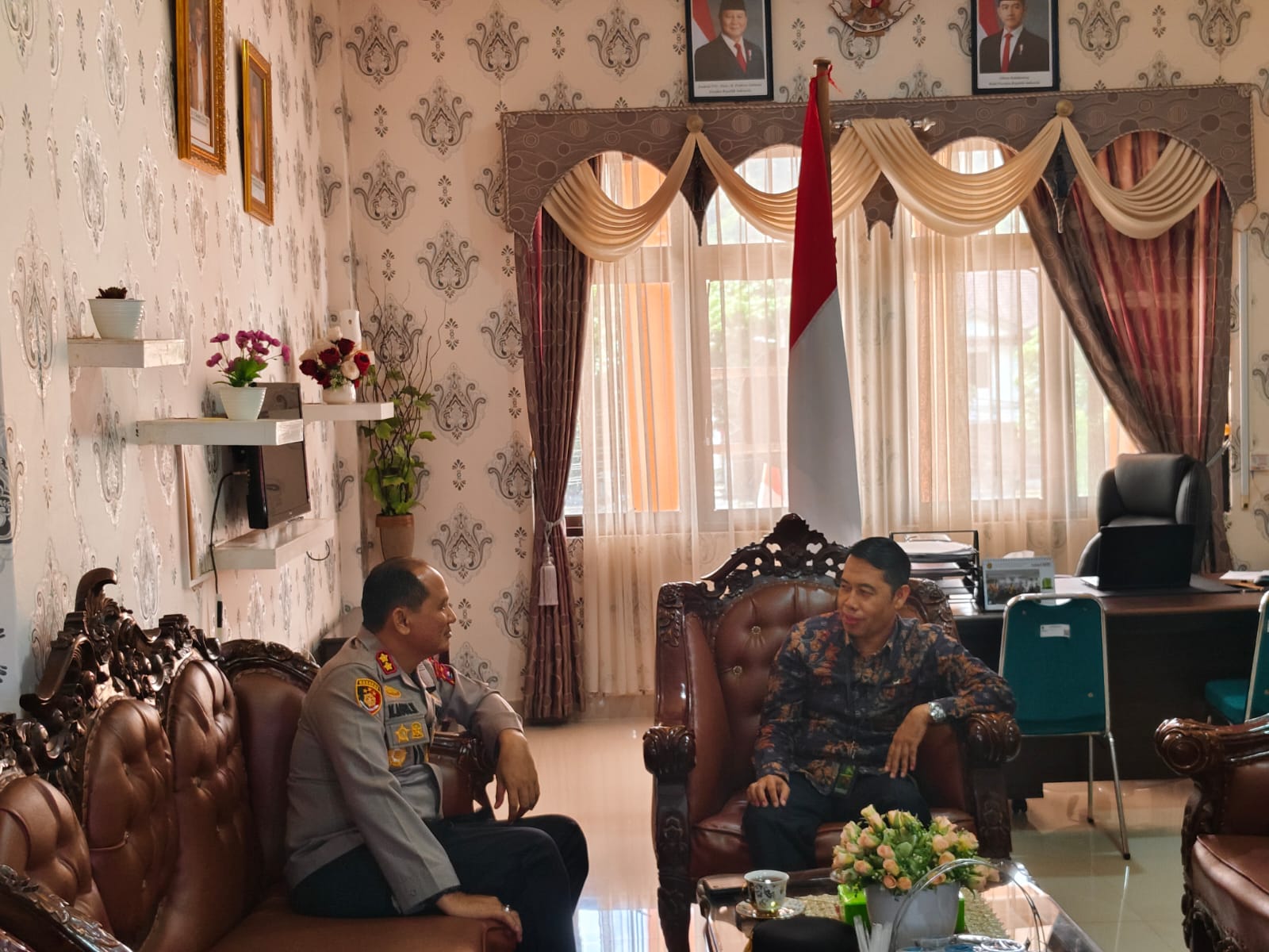 Kapolres Pasaman Kunjungi Pengadilan Negeri Lubuk Sikaping Dalam Rangka Perkuat Sinergitas 