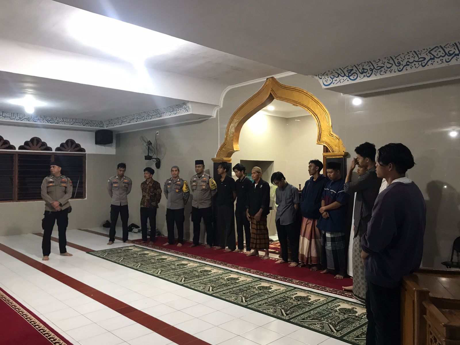 Polsek Sawahlunto Gelar Gerakan Subuh Berjamaah di Surau Al Kautsar