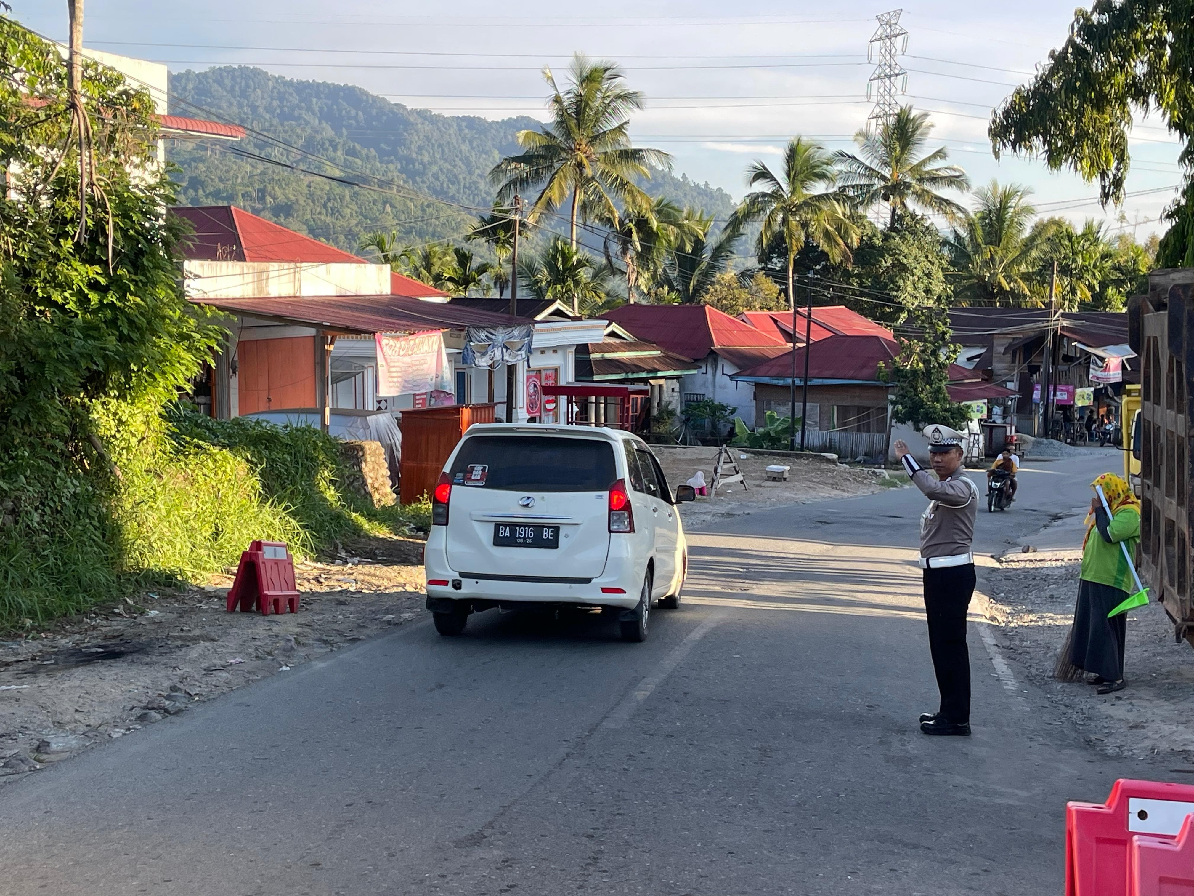 Sigap dan Peduli, Satlantas Polres Solok Selatan Tampil Maksimal Demi Keselamatan Masyarakat