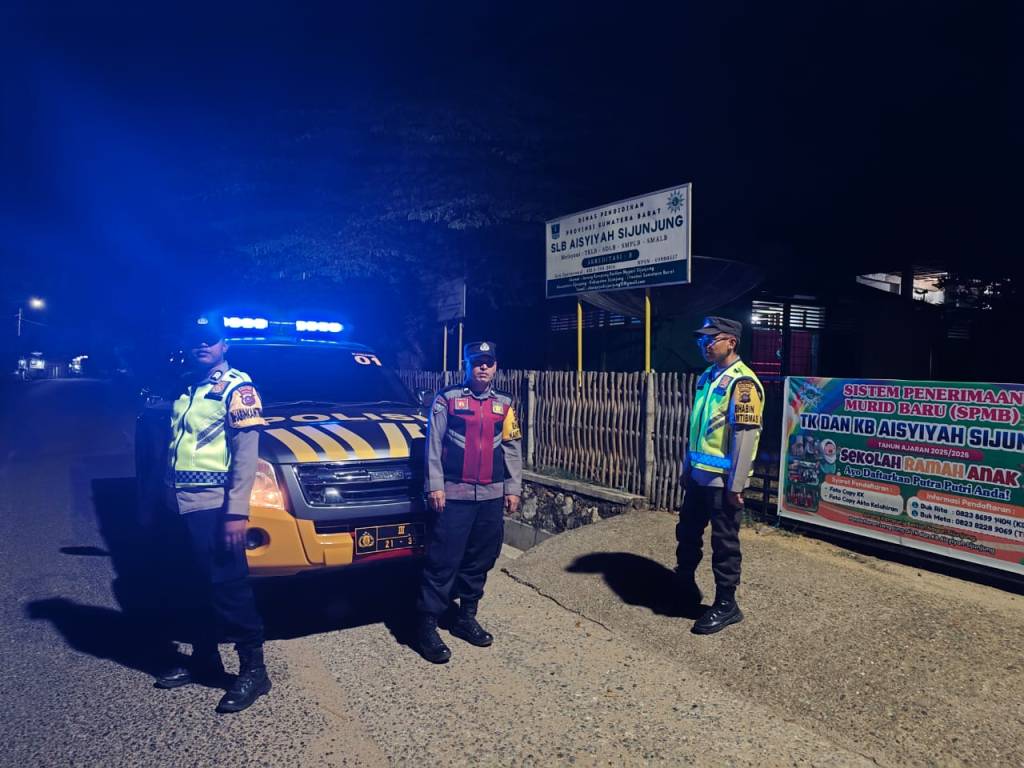 Kapolsek Sijunjung Pimpin Giat Cipta Kondisi Pada Saat Akhir&nbsp;Pekan