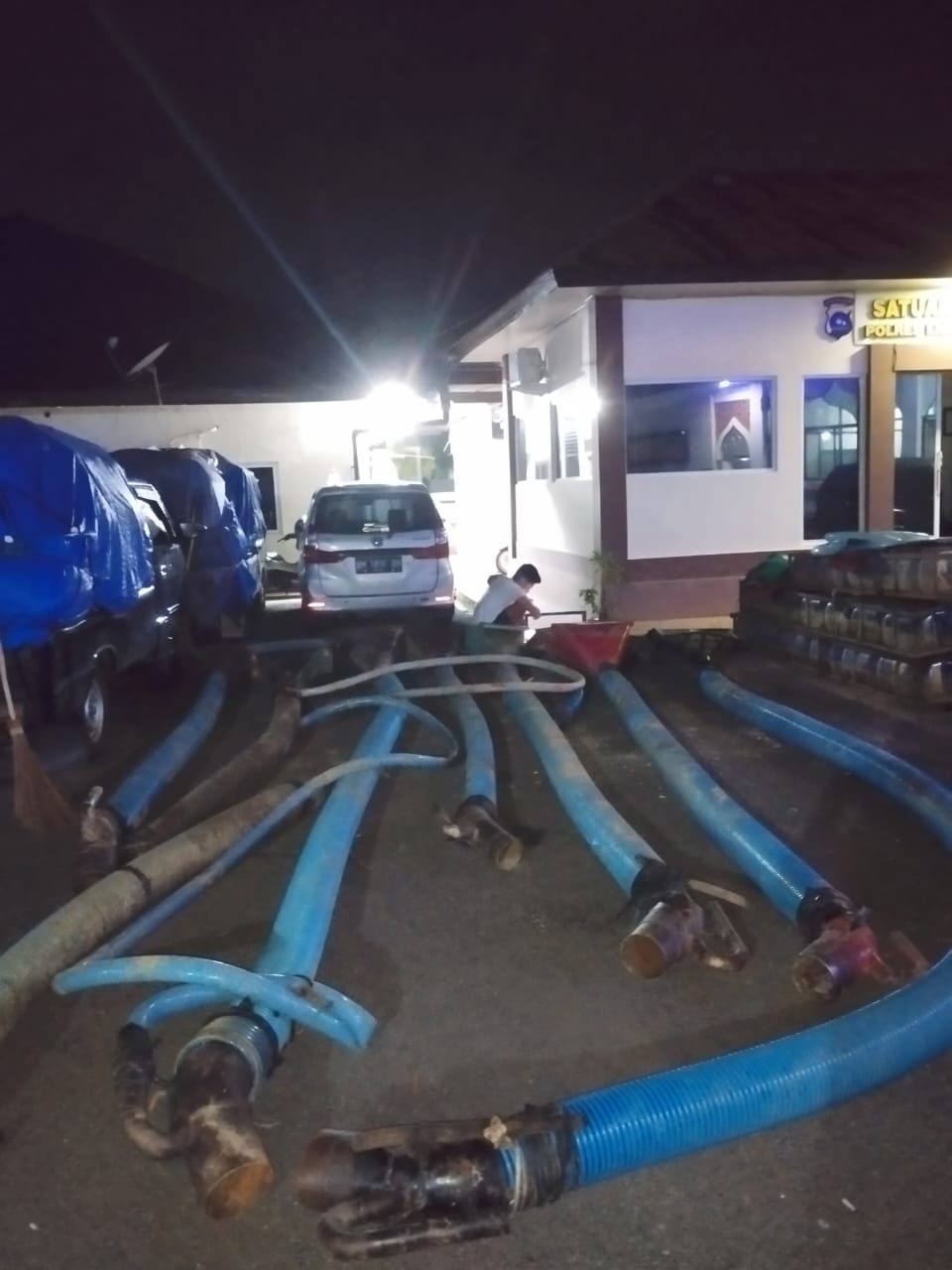 14 Warga Diamankan Terkait Tambang Emas Ilegal di Pangkalan, Polres 50 Kota Sita Mesin dan&nbsp;Emas