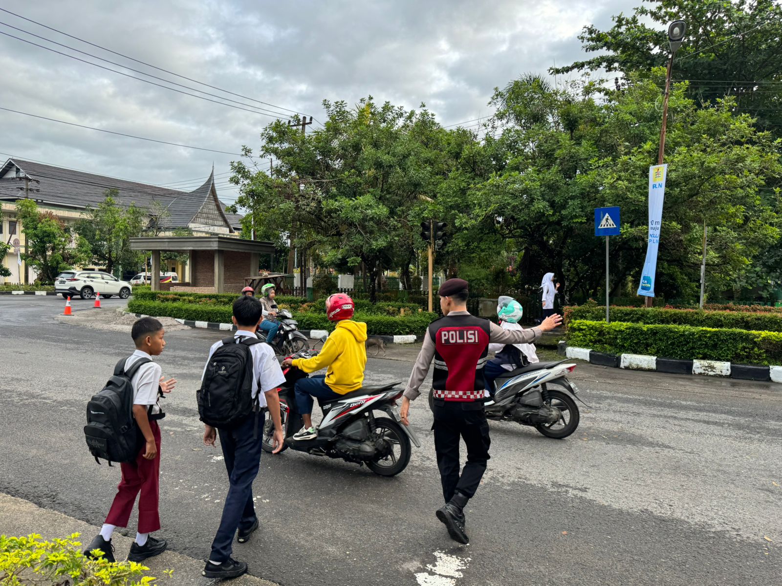 Berikan Rasa Aman ke Pengguna Jalan, Polres Agam Gelar Pengaturan Jalan