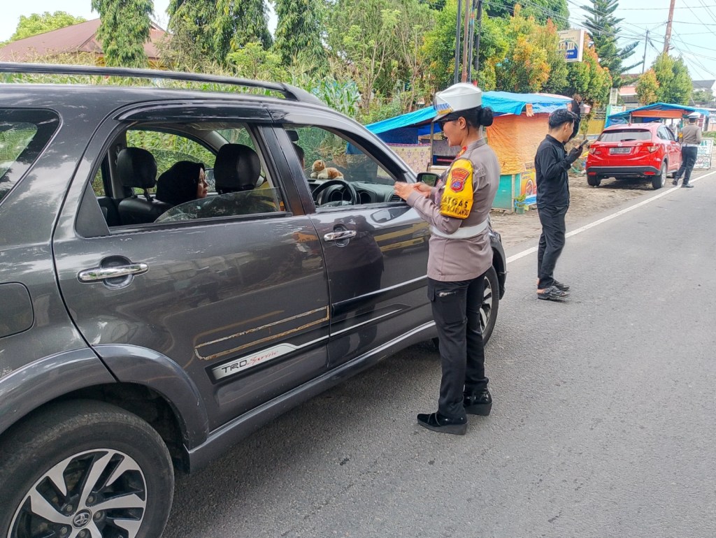 Hari Kedua Operasi Patuh Singgalang 2025, Satlantas Polres Pasaman Barat Intensifkan Edukasi dan Penindakan Pelanggaran Lalu&nbsp;Lintas