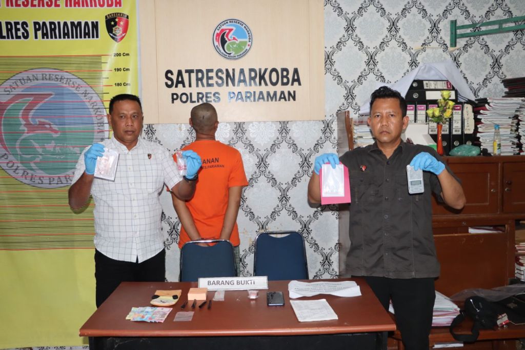 Kasat Resnarkoba Polres Pariaman Pimpin Konferensi Pers Penangkapan pelaku Terduga Pengedar&nbsp;Sabu