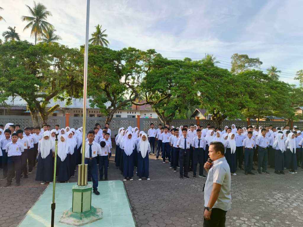 Polisi Masuk Pasar, Masuk Sekolah, Masuk Hati&nbsp;Masyarakat”