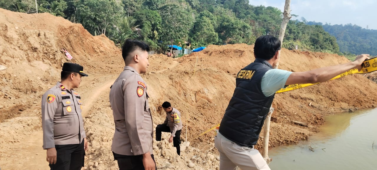 Satgas Anti Ilegal Minning Polres Solok Selatan tetap Konsisten Berantas Tambang Ilegal, kali ini di Jorong Sungai Panuah – Abai