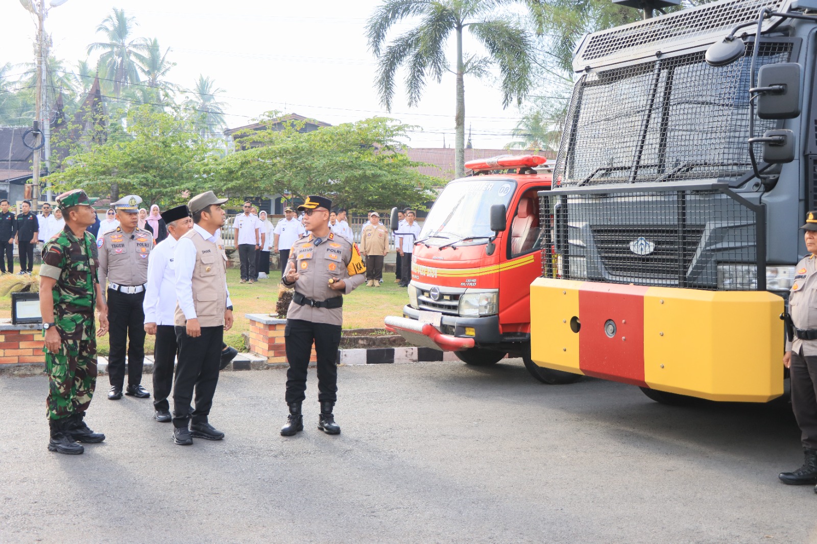 Kapolres Solok Kota Pimpin Apel Gelar Pasukan Antisipasi Karhutla di Balai Kota Solok