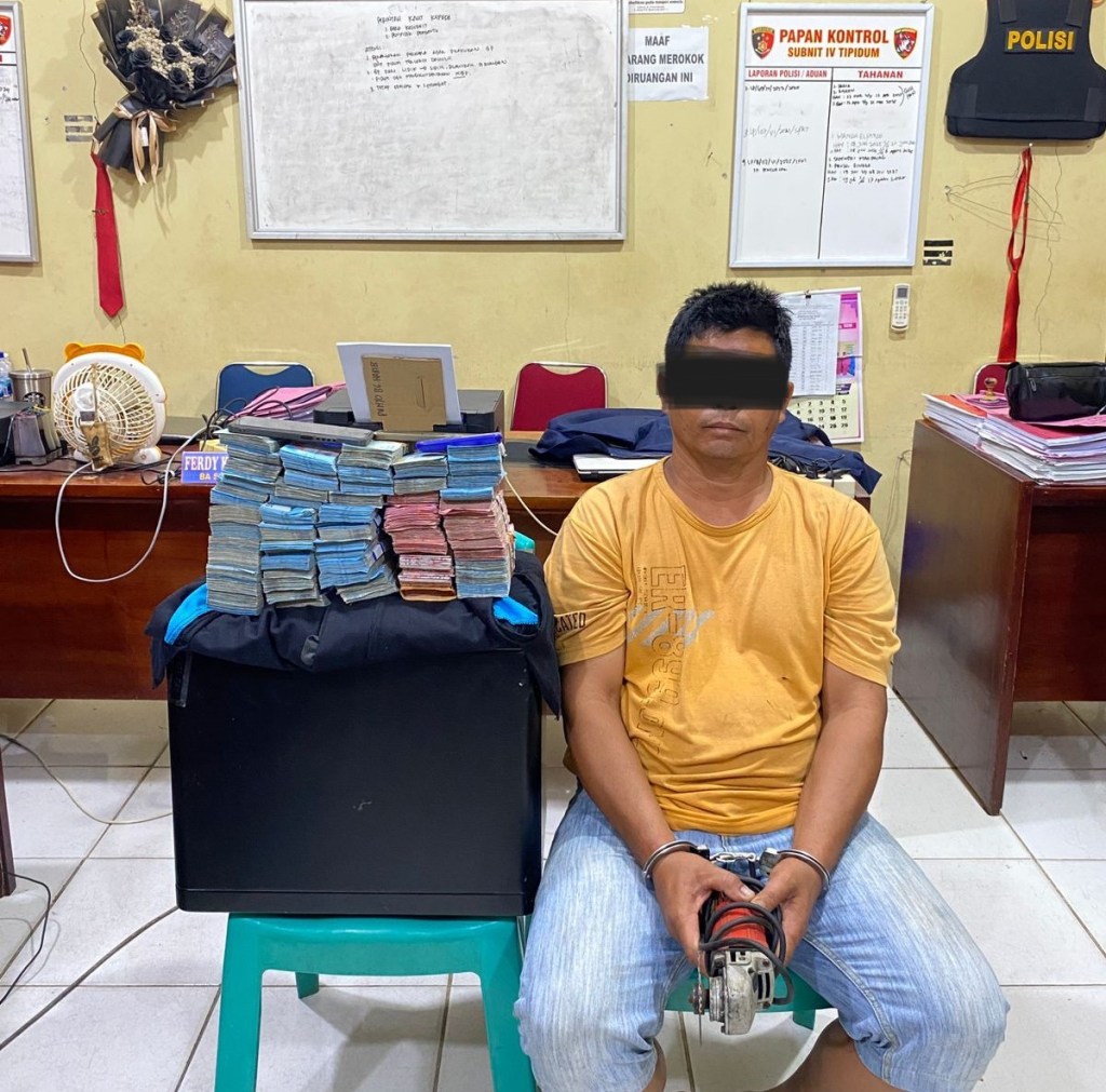 Dalam Waktu 24 Jam, Tim Opsnal Satreskrim Polres Pasaman Barat Berhasil Ringkus Pelaku Pencurian Uang Ratusan&nbsp;Juta