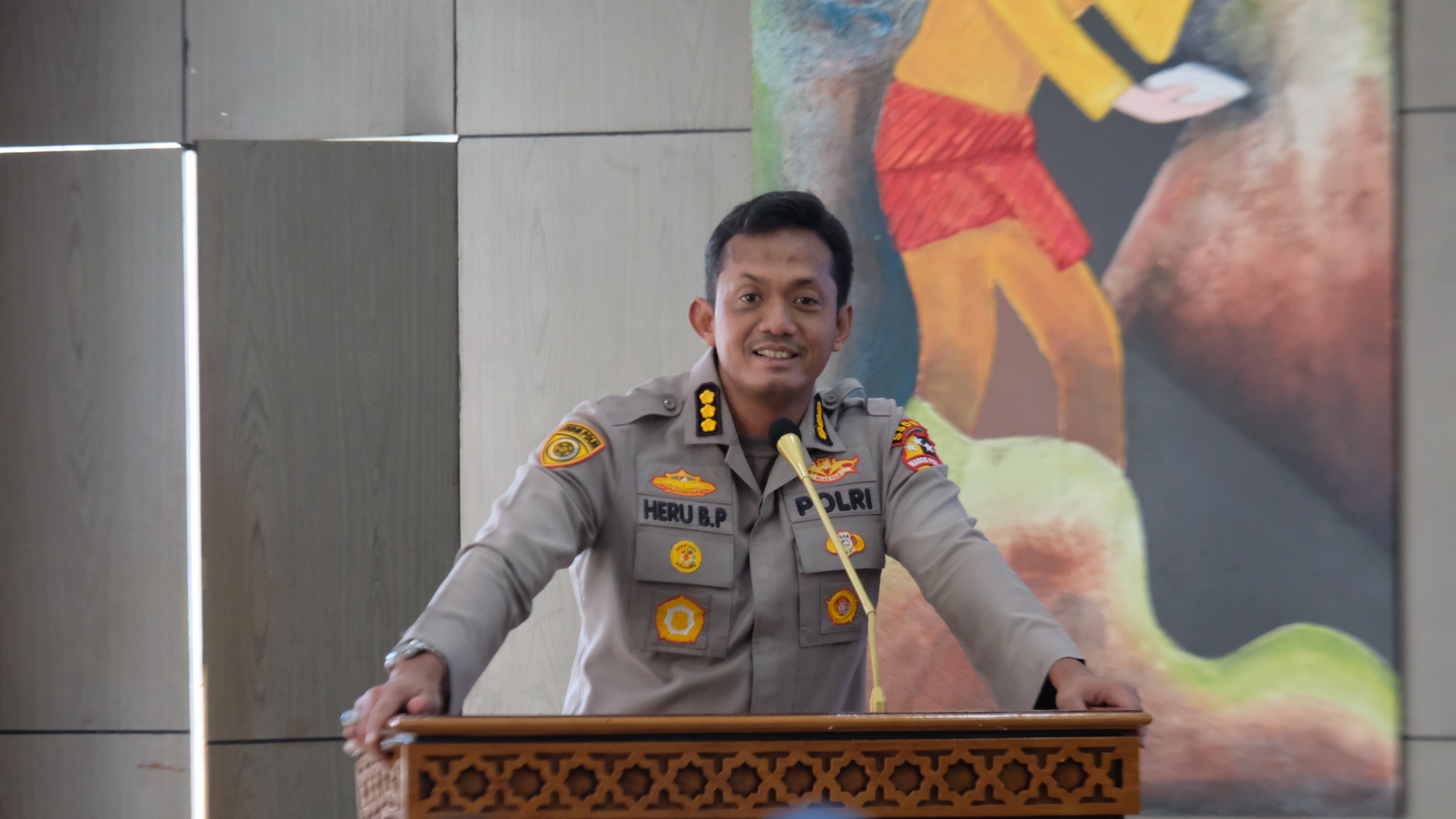 Tingkatkan Kinerja Personel, Biro SDM Polda Sumbar Gelar Sosialisasi Peraturan Kepolisian No. 1 Tahun 2025