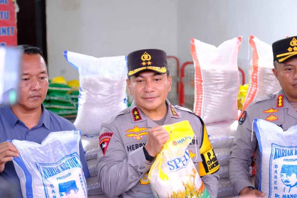 Polda Riau Tetapkan Distributor Pengoplos 9 Ton Beras Reject Jadi&nbsp;Tersangka
