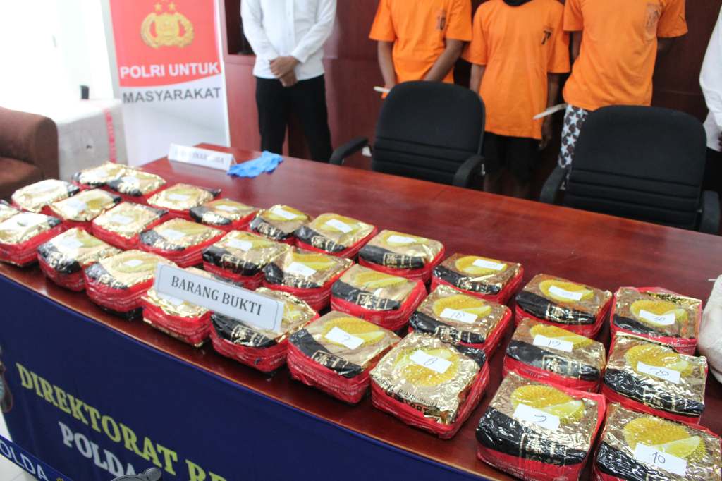 Polisi Gagalkan Penyelundupan 30 Kg Sabu, Tiga Kurir Internasional&nbsp;Ditangkap