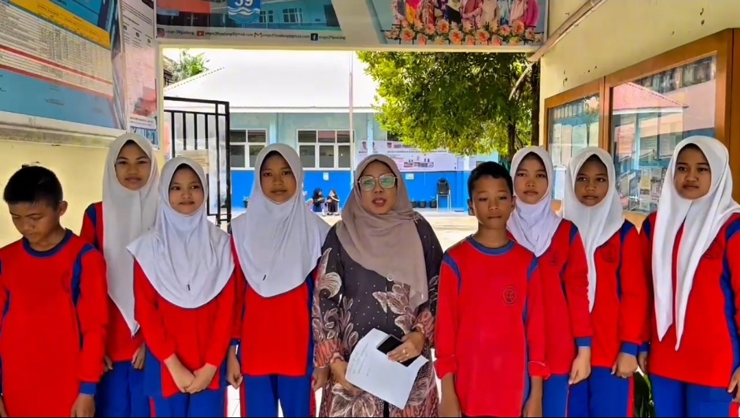 Kepala SMPN 39 Padang Apresiasi Polri pada HUT Bhayangkara ke-79