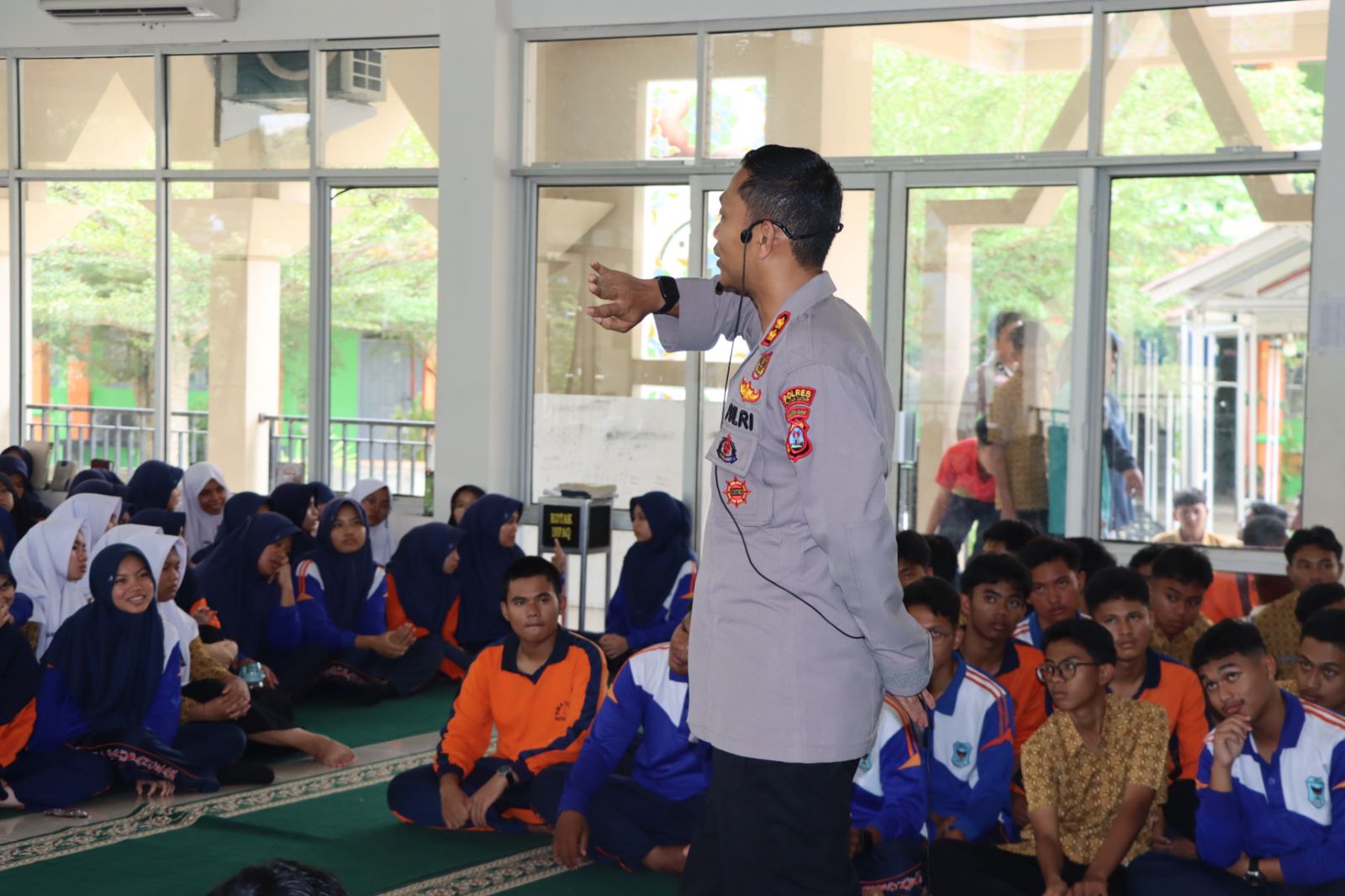 Kapolres Tanah Datar Berikan Sosialisasi di SMAN 3 Batusangkar, Ingatkan Pentingnya Taat Aturan dan Agama