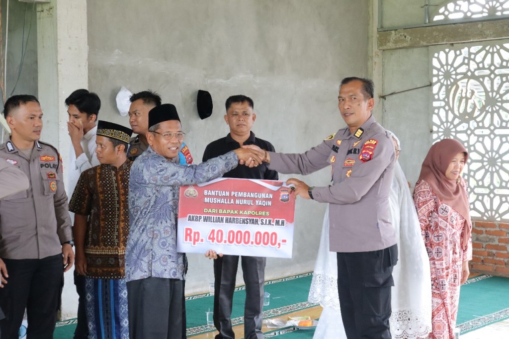 Polisi Peduli Lewat “Babagi Basamo Dunsanak”, Program Kreatif Kapolres Sijunjung AKBP Willian Harbensyah S.I.K.,&nbsp;M.H.