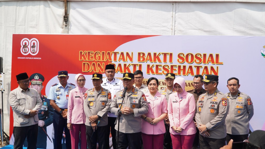 Wakapolri Tinjau Pembangunan SMA Kemala Taruna Bhayangkara dan Gelar Bakti Sosial Serta Bakti Kesehatan di&nbsp;Bogor