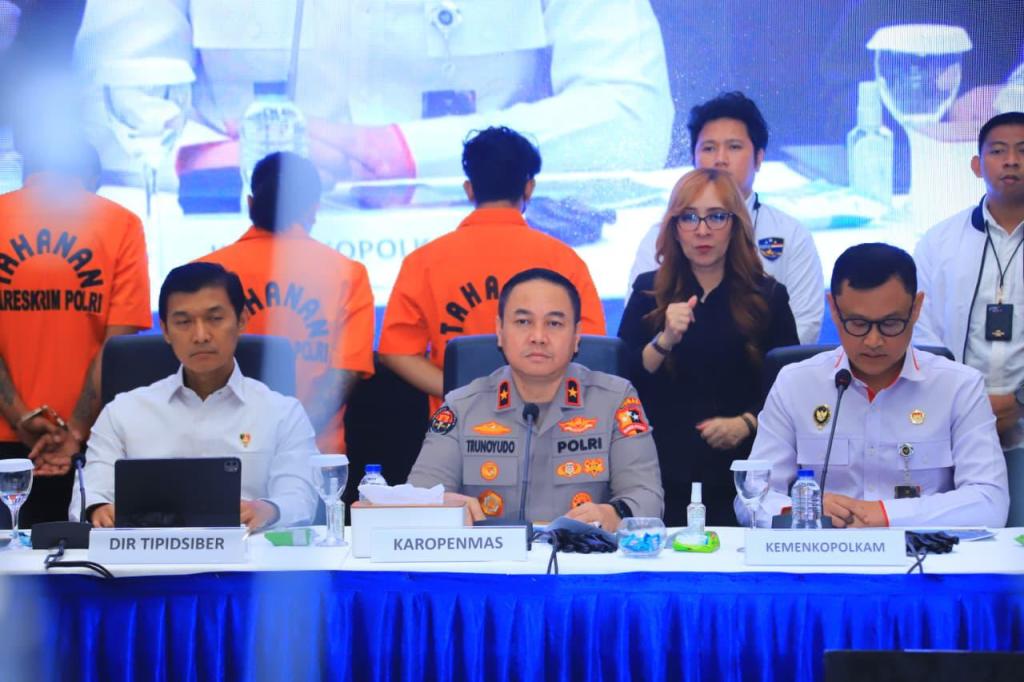 Polri Ungkap Sindikat Judi Online Jaringan Internasional, Sita Rp16,4 Miliar dan Bekukan 76&nbsp;Rekening