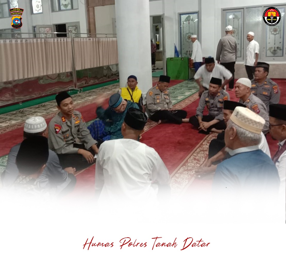 Kapolres Tanah Datar Pimpin Gerakan Subuh Berjamaah, Ajak Masyarakat Ramaikan Surau