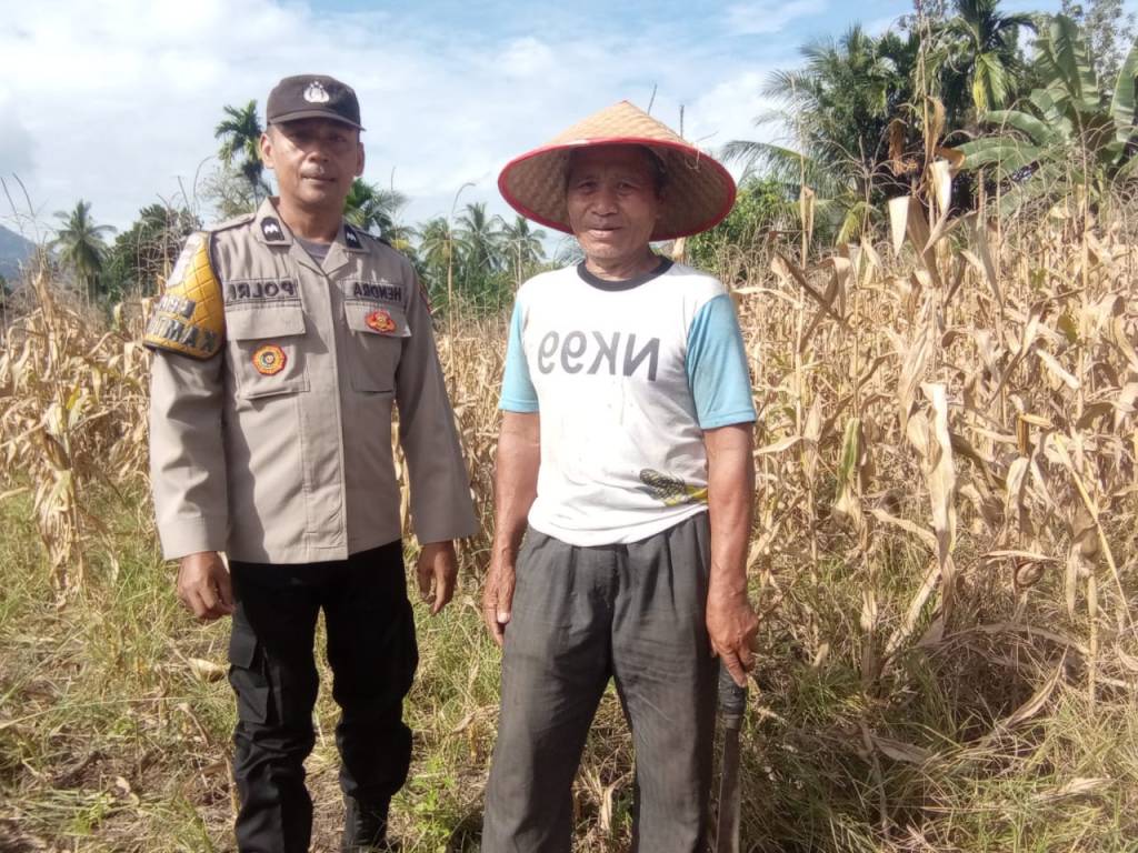Bhabinkamtibmas Polsek Kinali Dukung Program Asta Cita Presiden Bidang Ketahanan&nbsp;Pangan