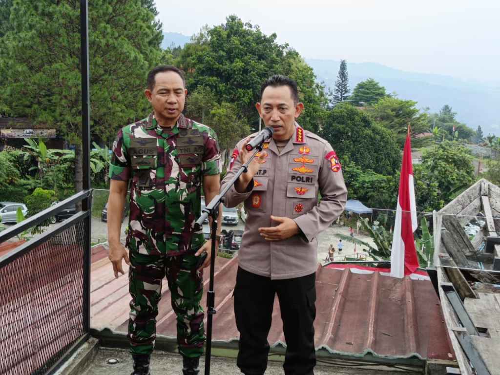 Kapolri dan Panglima TNI Siapkan Langkah Tegas Atasi Aksi Anarkis, Pastikan Pemulihan Keamanan&nbsp;Nasional