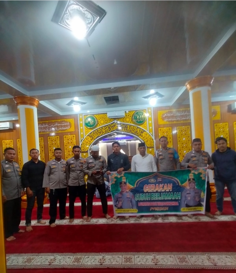 Gerakan Subuh Berjamaah (GSB) Polres Pariaman di Masjid Raya Taratak Kota Pariaman.