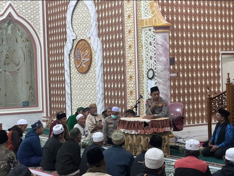 Kapolres Tanah Datar Ajak Masyarakat Kembali ke Surau dalam Tabligh Akbar