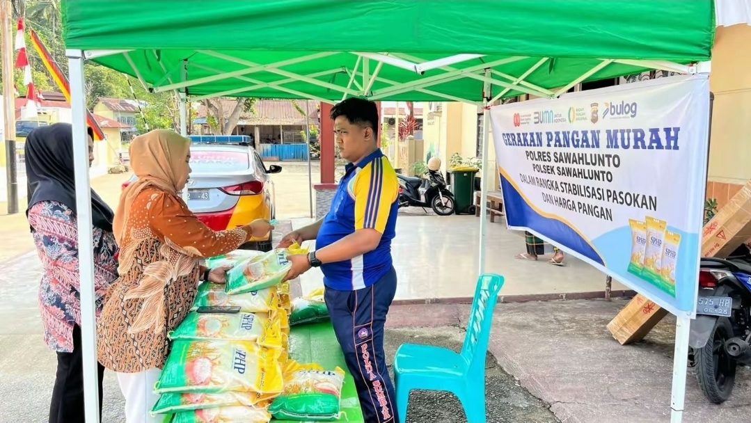 Gerakan Pangan Murah,Polsek Sawahlunto Stabilkan Pasokan Dan Harga Barang Pokok