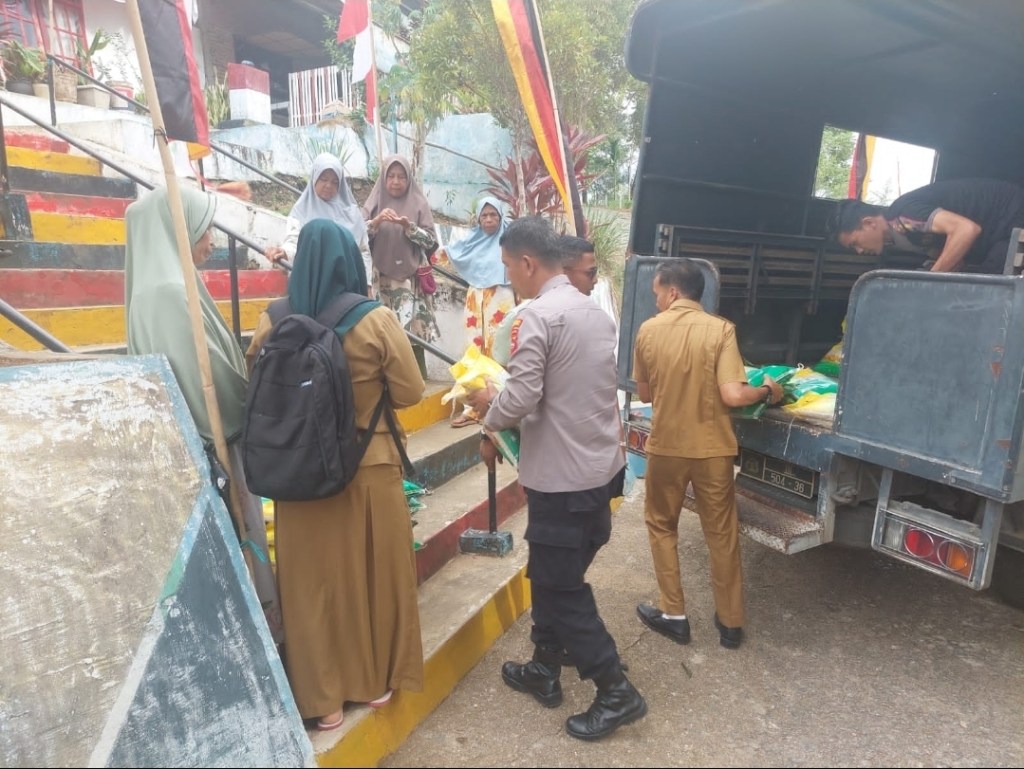 Gerakan Pangan Murah Beras SPHP Digelar di Wilayah Hukum Polsek Junjung&nbsp;Sirih