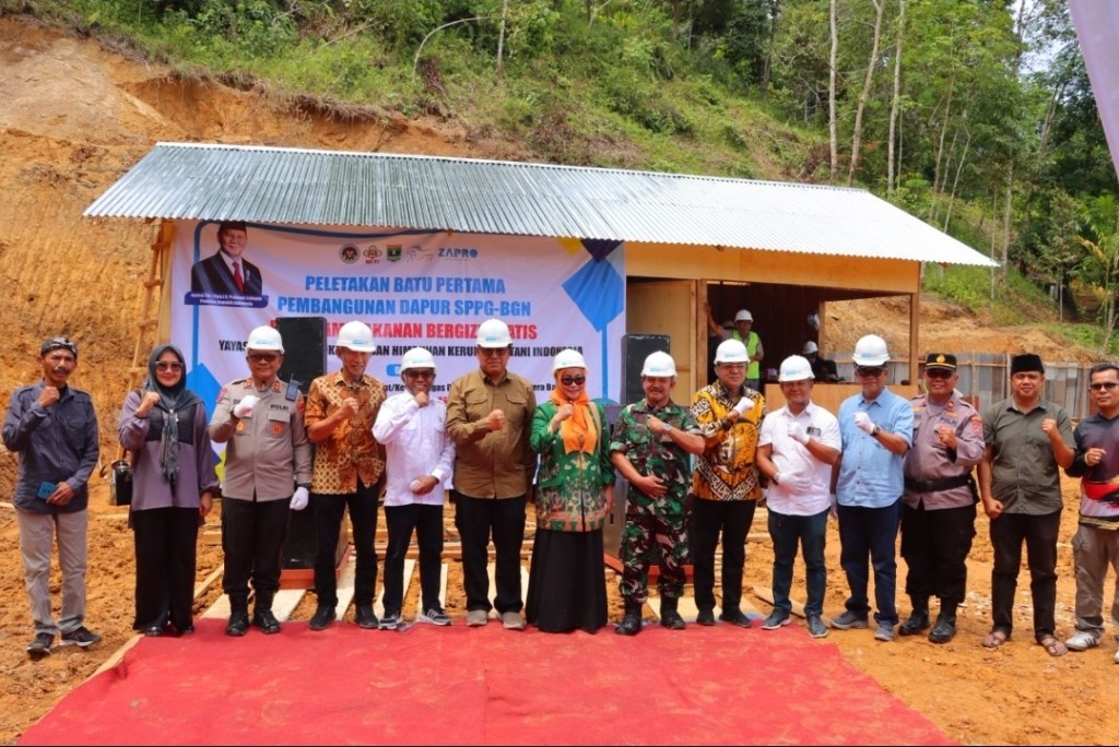 Kapolres Pessel Hadiri Peletakan Batu Pertama Dapur Makanan Bergizi Gratis di Kecamatan IV&nbsp;Jurai