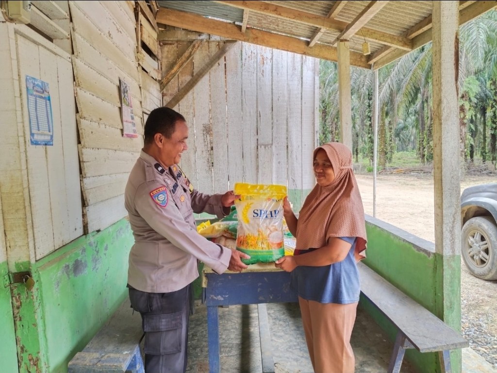 Warga Nagari Timpeh Ucapkan Terima Kasih atas Penyaluran Beras&nbsp;SPHP