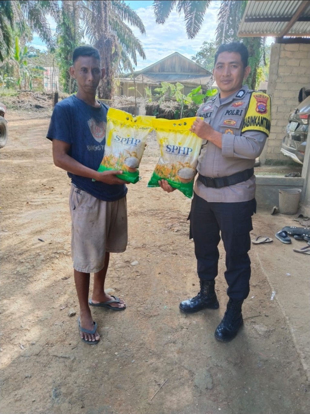 Polres Solok Selatan Gerakkan Pangan Murah: Bukti Nyata Dukungan Polri Hadir Ringankan Beban&nbsp;Masyarakat