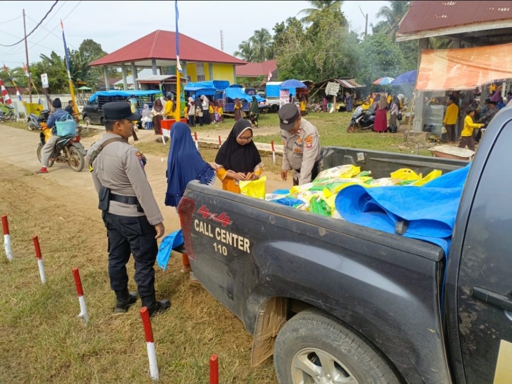 Polres Solok Selatan Gencar Salurkan Beras SPHP, Pastikan Ketersediaan dan Stabilitas Harga di&nbsp;Pasaran
