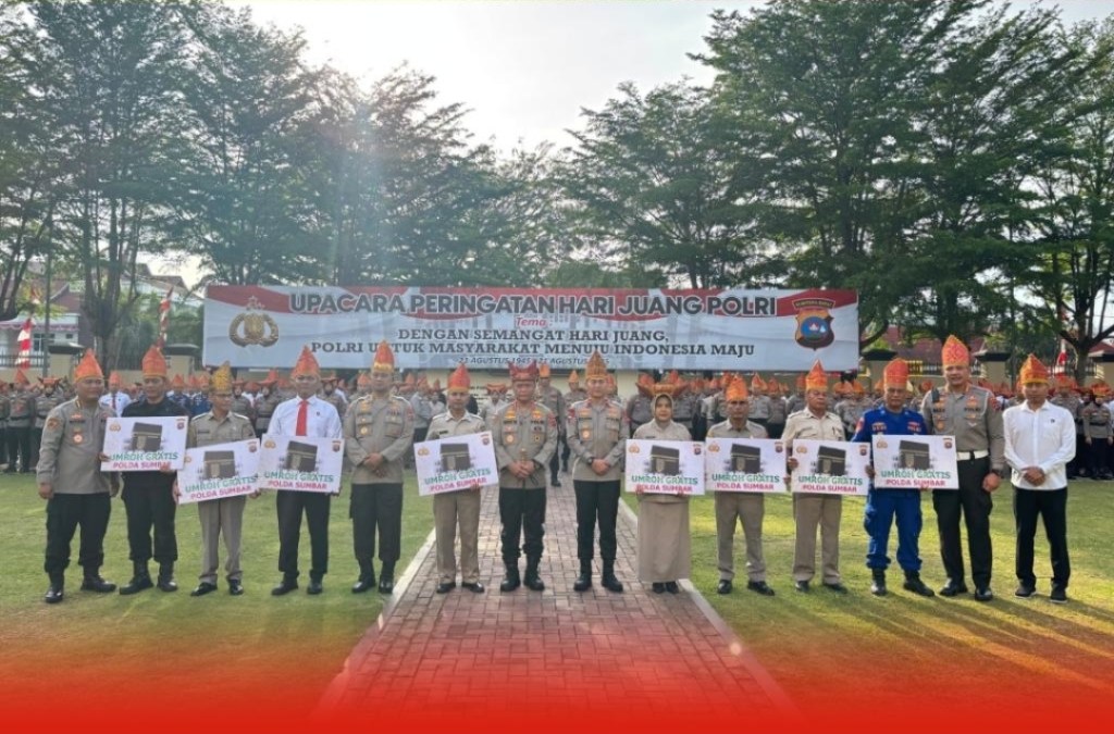Kapolda Sumbar Kembali Berikan Hadiah Umroh Gratis kepada Personel&nbsp;Berprestasi