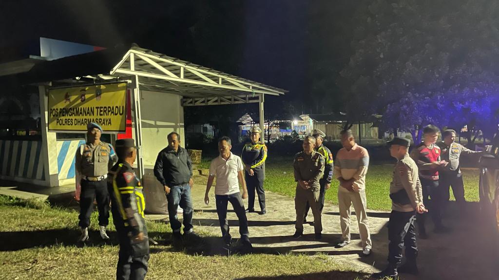 Polres Sijunjung Gelar Patroli Gabungan Skala Besar: Wujudkan Kamtibmas&nbsp;Kondusif