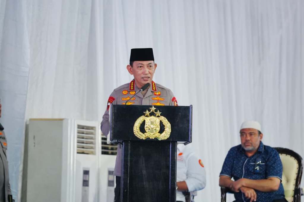 Hadiri Doa Bersama dan Peringatan Maulid Nabi, Kapolri Ajak Masyarakat Jaga Persatuan dan Kesatuan Untuk Memajukan&nbsp;Indonesia