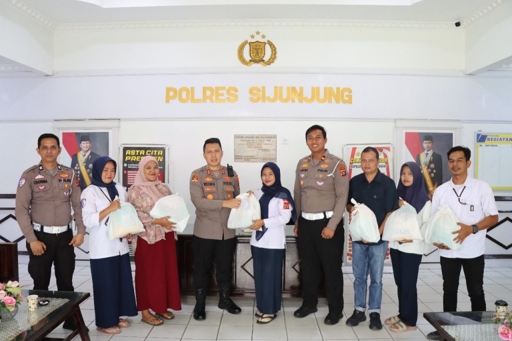 Sambut HUT Lalu Lintas 2025: Kapolres Sijunjung Gelar Anjangsana Humanis di&nbsp;Sijunjung