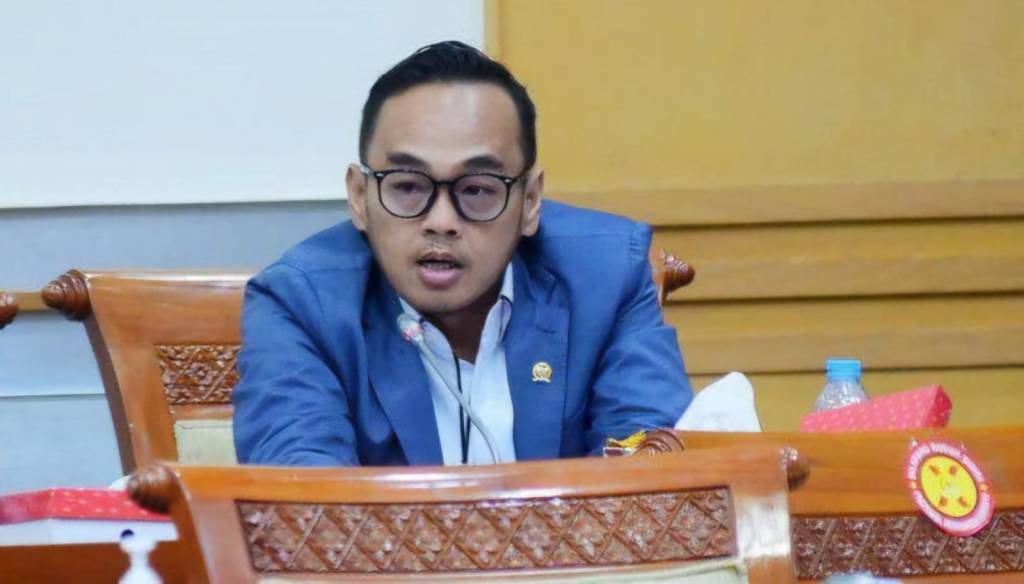 Komisi III DPR Apresiasi Pembatasan Sirene: “Langkah Positif untuk&nbsp;Ketertiban”