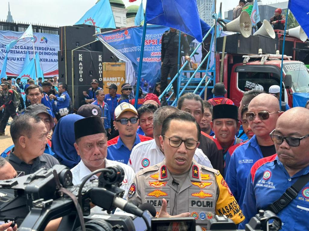 Polisi Pastikan Aksi Buruh di DPR-MPR Berjalan Aman dan&nbsp;Humanis