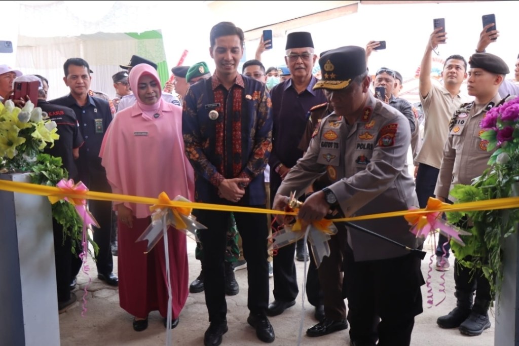 Kapolda Sumbar Resmikan Gedung SPPG Santua Kemala Bhayangkari Polres Sawahlunto untuk Dukung Program Makan Bergizi&nbsp;Gratis