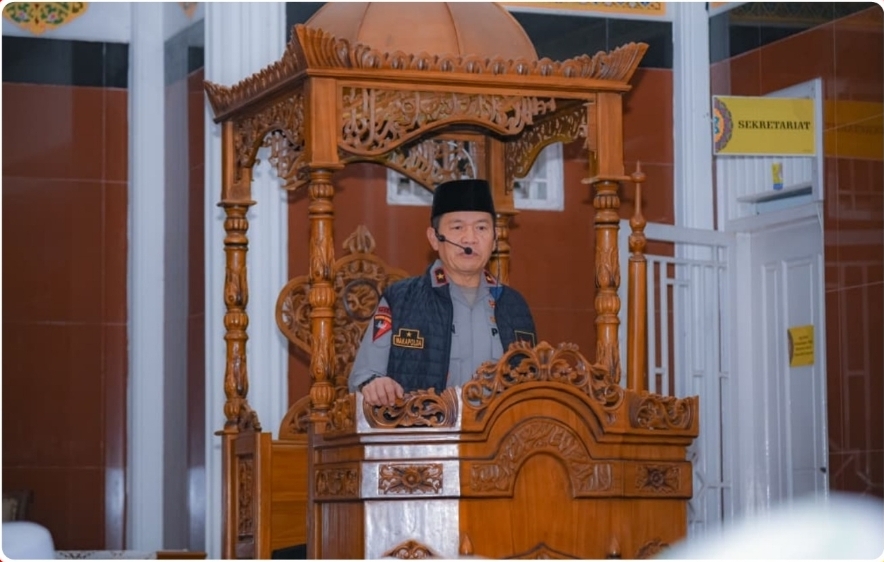 Wakapolda Sumbar Pimpin Subuh Berjamaah: Perkuat Silaturahmi untuk&nbsp;Keamanan