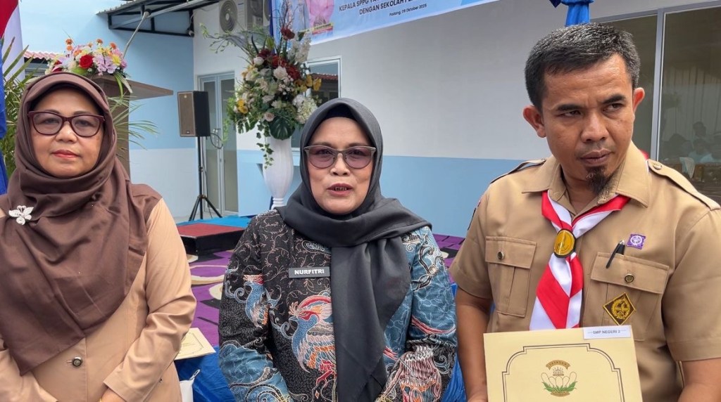 Disdikbud Padang Apresiasi Kapolda Sumbar dan Yayasan Kemala Bhayangkari atas Hadirnya Dapur SPPG&nbsp;Lolong