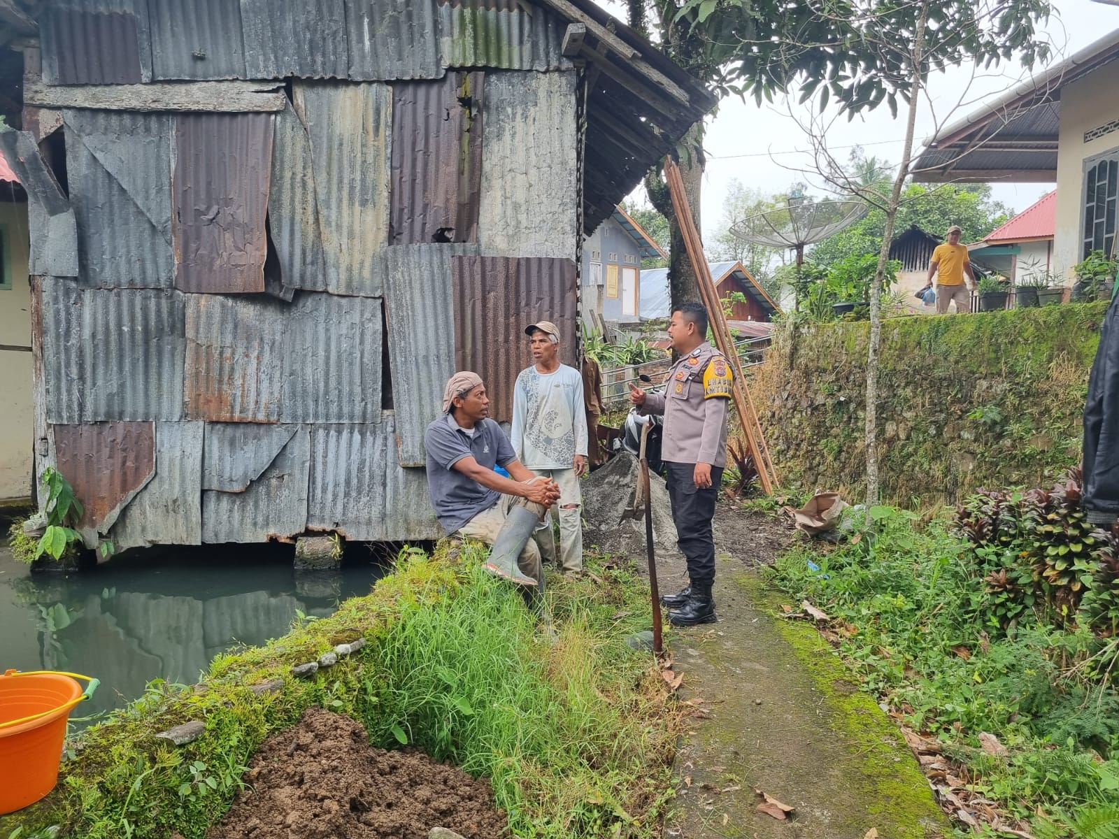 Aktif Sambang Untuk Pererat Silaturahmi, Berikut pesan Bhabinkamtibmas Polsek Batipuh.