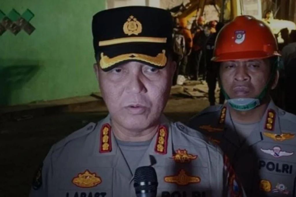 Polda Jatim Kerahkan Tim DVI untuk Evakuasi-Identifikasi Korban Keruntuhan Musala&nbsp;Ponpes