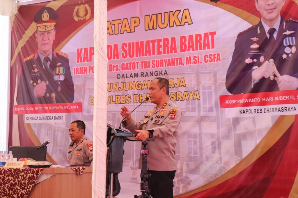 Polres Dharmasraya Terima Kunjungan Kapolda dan Ketua Bhayangkari Daerah Sumatera&nbsp;Barat