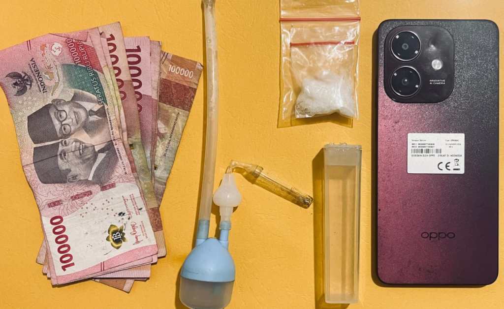 Polres Solok Selatan Gondol Residivis Narkoba Tengah Malam, Sabu Siap Edar&nbsp;Diamankan